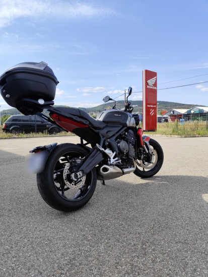 TRIUMPH TRIDENT 660 - SAINT-CLAIR