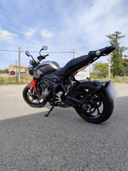 TRIUMPH TRIDENT 660 - SAINT-CLAIR