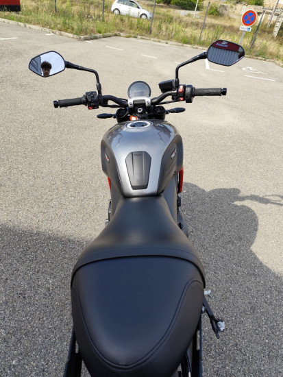 TRIUMPH TRIDENT 660 - SAINT-CLAIR