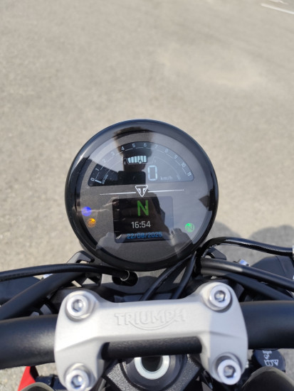 TRIUMPH TRIDENT 660 - SAINT-CLAIR