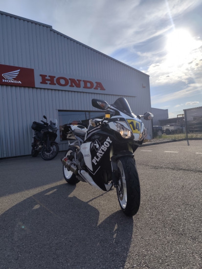 HONDA CBR1000RR - SAINT-CLAIR