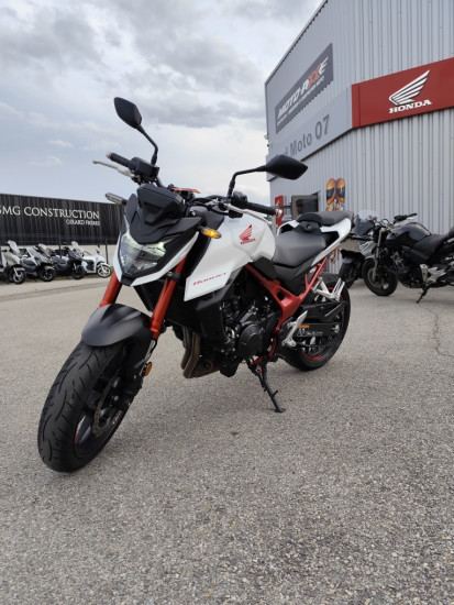 HONDA HORNET 750 - SAINT-CLAIR
