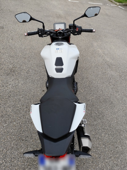 HONDA HORNET 750 - SAINT-CLAIR