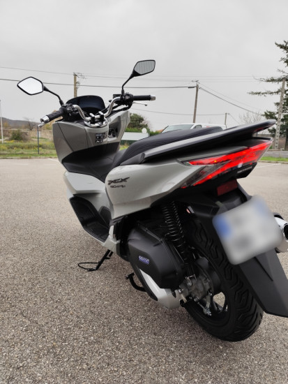 HONDA PCX 125 - SAINT-CLAIR