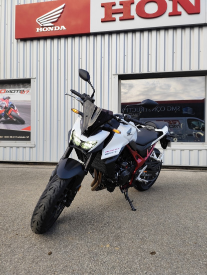 HONDA HORNET 750 - SAINT-CLAIR