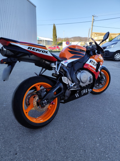 HONDA CBR 1000 RR - SAINT-CLAIR