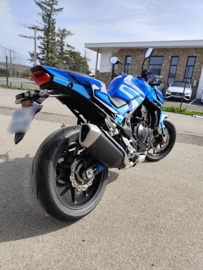 HONDA HORNET 750 - SAINT-CLAIR