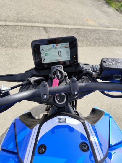 HONDA HORNET 750 - SAINT-CLAIR