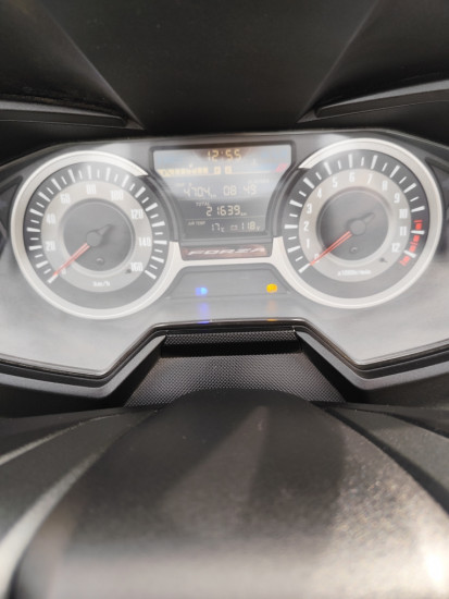 HONDA FORZA 125 - SAINT-CLAIR