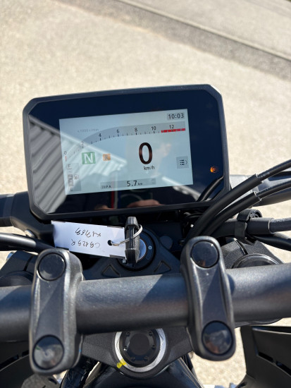 HONDA CB125 R - SAINT-CLAIR