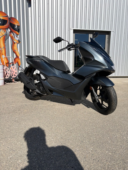 HONDA 125 PCX - SAINT-CLAIR